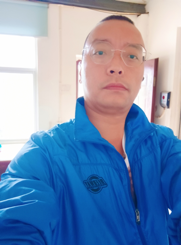 通海混混的第一张照片--玉溪父母相亲团